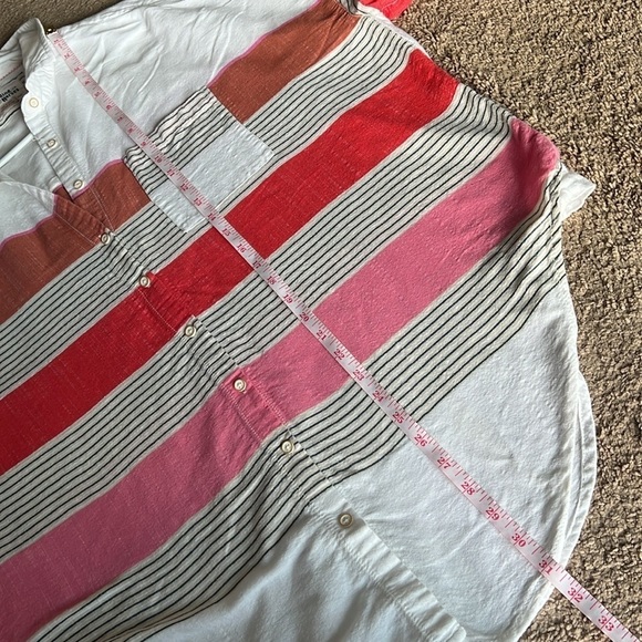 Holding Horses Anthropologie Monroe Striped Button Down Oversized Shirt - Picture 6 of 8